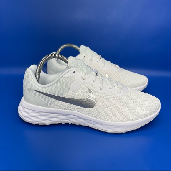 NEW Nike Revolution Six Next Nature Athletic Shoes Platinum White Silver - Picture 2 of 9